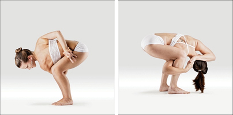 Rotovaná Svázaná Židle na jedné noze - Parivritta Eka Pada Baddha Utkatasana