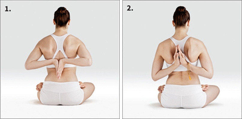 Obrácená lotosový sed - Viparita Namaskar Padmasana
